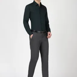 Peter England Green Cotton Slim Fit Printed Shirt image 5