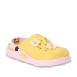 Pantaloons Junior Kids's Yellow Back Strap Sandals image 2