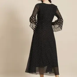 Qurvii Black & White Printed A Line Dress image 2