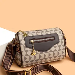 Diva Dale Women Geometric Printed Structured Sling Bag-image-69
