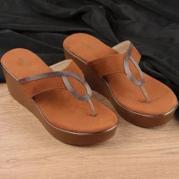 Mochi Women's Tan Thong Wedges-picture-3