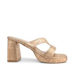 Clog London Women's Copper Casual Sandals image 3