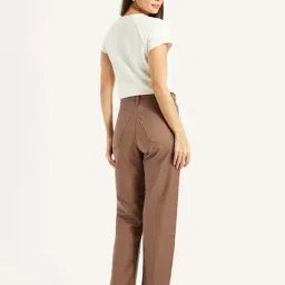 Levi's Women's High Rise Straight Fit Jeans image 4