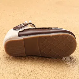 Babyoye Ballerinas with Velcro Closure & Applique - Brown image 5