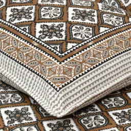 JaipurFabric Chocolate 180 TC 100% Cotton Kite Walk Double Bedsheet with 2 Pillow Covers image 5