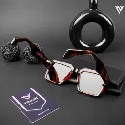 Voyage Black Wayfarer Polarised and UV Protected Lens Unisex Sunglasses image 5