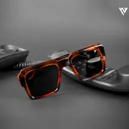 Voyage Black Wayfarer Polarised and UV Protected Lens Unisex Sunglasses image 2