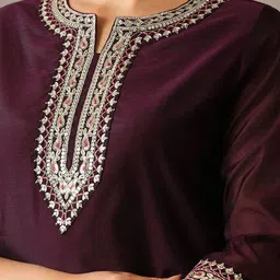 AVANSHEE Floral Yoke Design Notch Neck Cotton Silk Straight Kurta With Trousers & Dupatta image 2