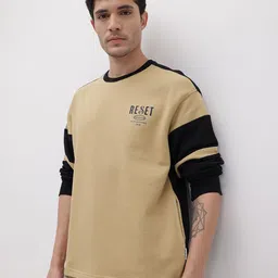The Roadster Life Co. Typography Detail Colourblocked Relaxed Fit Sweatshirt-image-57