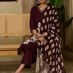 Sangria Floral Printed Sequinned Pure Cotton Straight Kurta & Trousers With Dupatta-picture-16