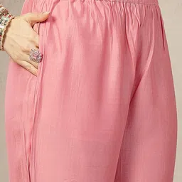 Yufta Women Floral Printed Regular Chanderi Silk Kurta with Trousers & With Dupatta image 5