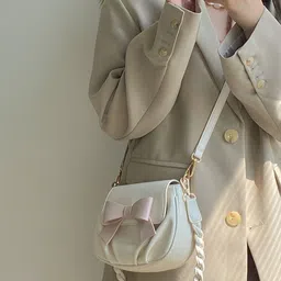 StyleCast Women Solid One Handle Messenger Bag-picture-23