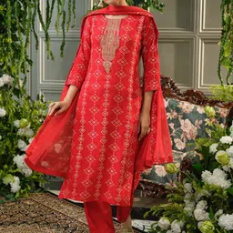 House of Pataudi Women Ethnic Motifs Printed Kurta with Trousers & Dupatta-picture-34