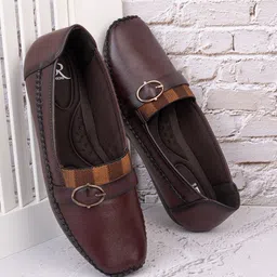 13 Reasons Women Textured Leather Loafers-picture-32