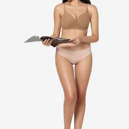 In Care Bra Medium Coverage Heavily Padded image 3