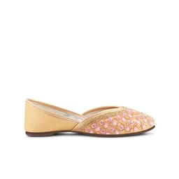 JM Looks Women Embellished Ethnic Mojaris Flats image 4
