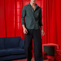 Campus Sutra Men Comfort Fit Spread Collar Textured Casual Shirt-picture-39