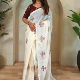 Mameraa Floral Embroidered Art Silk Saree image 5