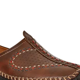 Big Boon Men Textured Lightweight Mojaris image 3