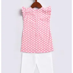 Vastramay Cotton Cap Sleeves Floral Printed Kurta And Pant Set - Pink And White image 4