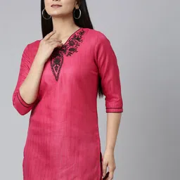 Samhitas Women Embroidered Flared Sleeves Thread Work Kurta image 4