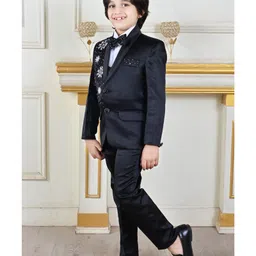 BT DEZINES Full Sleeves Beads Snowflakes Embellished 5 Piece Suit Set - Black image 5