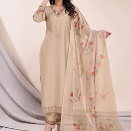 MOJILAA Floral Embroidered Thread Work Straight Kurta With Trousers & Dupatta-image-6