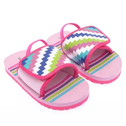 Babyoye Velcro Closure  Flip Flops with Backstrap Chevron Print -Light Pink image 2