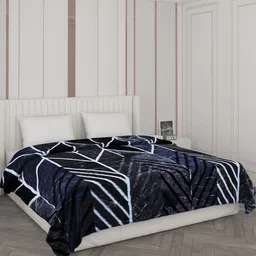 Monte Carlo Blue & White Geometric Printed Mild Winter 850 GSM Double Bed Blanket-image-88