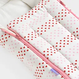 Mi Arcus Heart Print Baby Nest - Pink & White image 5