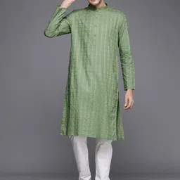Manyavar Men Green Woven Checked Design Kurta with Churidar image 4