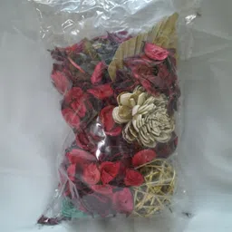 Coreessence Red Textured Lemon Potpourri image 2