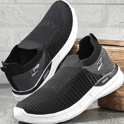 ZENG Men Black Sports Shoes-image-9