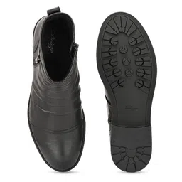 Delize Men Textured Casual Biker Boots image 2