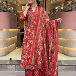 DIVASTRI Floral Printed V-Neck Mirror Work Pleated A-Line Kurta With Palazzos & Dupatta-image-85