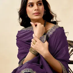 Sangria Womens Embroidered Saree image 4