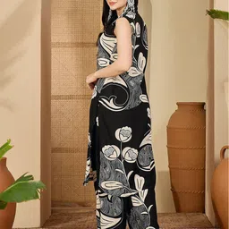 Skylee Pop Women Floral Printed Kurta with Palazzo image 5