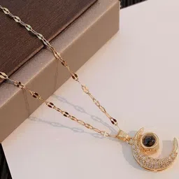 Vembley Moon Gold-plated Pendant Necklace image 5