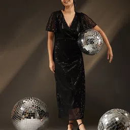 The Roadster Lifestyle Co V Neck Short Sleeve Maxi Dress-image-15