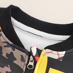 StyleCast x Revolte Boys Printed V-Neck Sweatshirt With Trousers image 3