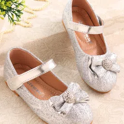 Cute Walk by Babyhug Ballerina with Velcro Closure & Bow Applique - Silver-picture-10