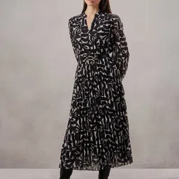 Vero Moda Abstract Printed Belted Puff Sleeves V-Neck Fit & Flare Midi Dress-image-88