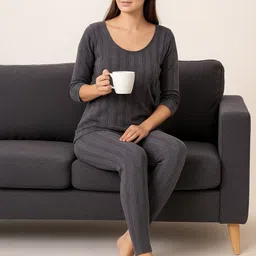 TRENDY RABBIT Women Round Neck Striped Ribbed Thermal Set-image-57