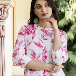 Pistaa Floral Printed Mandarin Collar Pure Cotton Kurta With Trousers image 4