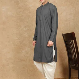 House Of Pataudi Men Chikankari Embroidered Straight Kurta image 5