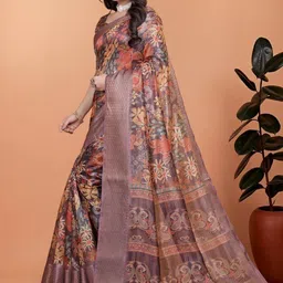 YASHASVI FASHION Floral Silk Blend Saree image 4