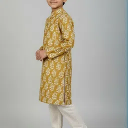 Biglilpeople Boys Ethnic Motifs Printed Regular Pure Cotton Kurta with Pyjamas-picture-31