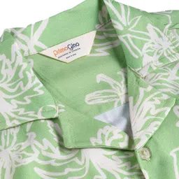 Primo Gino 100% Rayon Woven Half Sleeves Tropical Printed Oversized Shirt - Green image 5