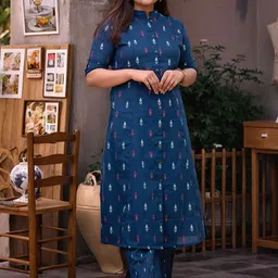 DIVASTRI Women Ethnic Motifs Printed Mandarin Collar Straight Kurta with Trousers-picture-14