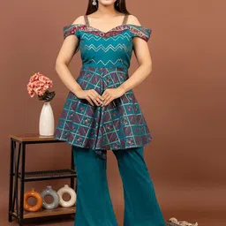 KIDAR Woven Design Off-Shoulder Romantic Florals Tunic & Trousers-picture-20